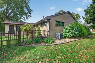 408 E 18th Street, Dover, OH 44622 - Photo 21