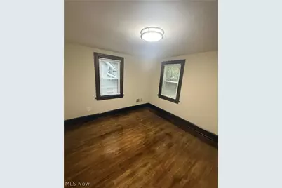 422 N Firestone Boulevard, Akron, OH 44301 - Photo 29
