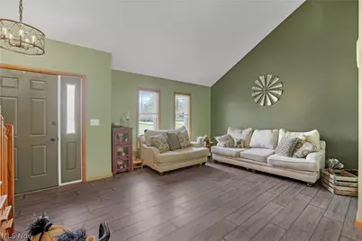 10877 Mill Street Avenue SW, Pataskala, OH 43062 - Photo 7
