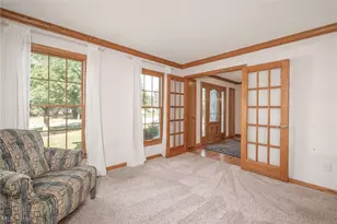 215 Cheltenham Ln, Munroe Falls, OH 44262 - Photo 9