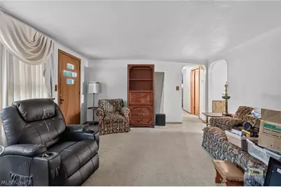 5201 Revere Avenue NW, Massillon, OH 44647 - Photo 5