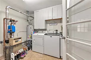 166 Woodhill Dr, Amherst, OH 44001 - Photo 15