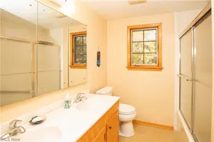 2221 Devonshire Dr NW, Canton, OH 44708 - Photo 33