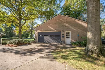 2221 Devonshire Drive NW, Canton, OH 44708 - Photo 45