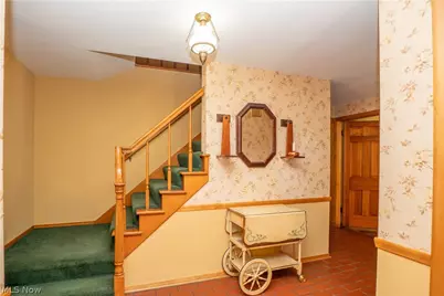 2221 Devonshire Drive NW, Canton, OH 44708 - Photo 5