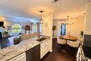 8609 Scenicview Dr, Grandview Heights, OH 44147 - Photo 5