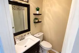 8609 Scenicview Dr, Grandview Heights, OH 44147 - Photo 15