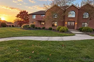 8609 Scenicview Dr, Grandview Heights, OH 44147 - Photo 1