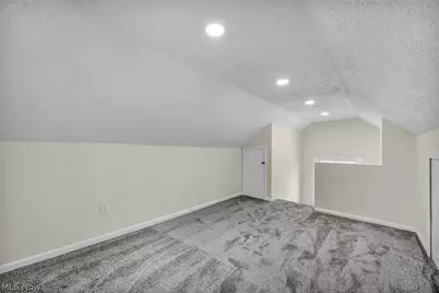 2077 Wyandotte Avenue, Oakwood, OH 44107 - Photo 25