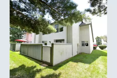 1104 Courtyard Square, Zanesville, OH 43701 - Photo 17