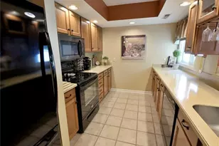 1104 Courtyard Sq, Zanesville, OH 43701 - Photo 9