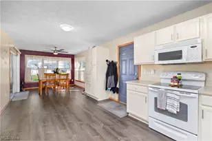 3950 Martin's Run Dr, Lorain, OH 44053 - Photo 3