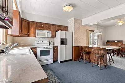 304 Commonwealth Avenue NE, Massillon, OH 44646 - Photo 15