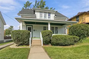304 Commonwealth Ave NE, Massillon, OH 44646 - Photo 3