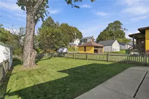 304 Commonwealth Ave NE, Massillon, OH 44646 - Photo 31