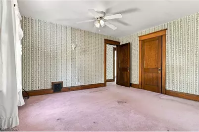 304 Commonwealth Avenue NE, Massillon, OH 44646 - Photo 25