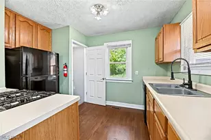 1897 Marks Ave, Akron, OH 44305 - Photo 13