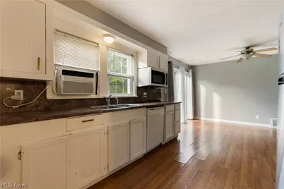 2551 Harsh Avenue SE, Massillon, OH 44646 - Photo 13