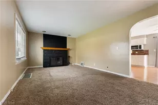 2551 Harsh Ave SE, Massillon, OH 44646 - Photo 3