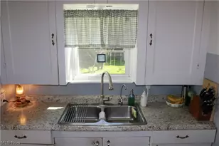 1567 Glenmount Ave, Akron, OH 44301 - Photo 5