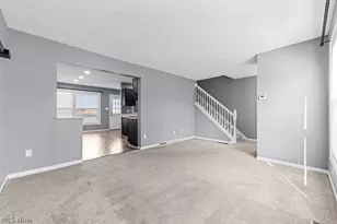 1395 S Azalea Blvd, Barberton, OH 44203 - Photo 11
