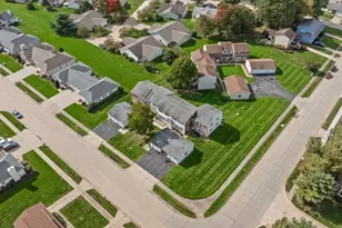 1395 S Azalea Blvd, Barberton, OH 44203 - Photo 45