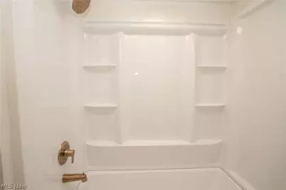 13351 Parkview Avenue NW, Uniontown, OH 44685 - Photo 25
