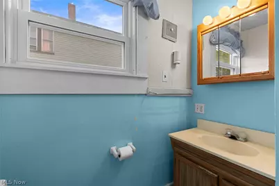 4033 Belmont Avenue, Shadyside, OH 43947 - Photo 15