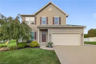571 Eastglen Cir, Tallmadge, OH 44278 - Photo 1