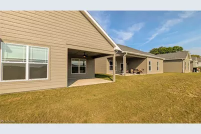 6025 Coventry Circle, Huron, OH 44839 - Photo 9