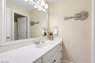 2918 Macduff Dr NW, North Canton, OH 44720 - Photo 29