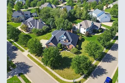 2918 Macduff Drive NW, North Canton, OH 44720 - Photo 3