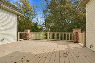 1137 Laurel Green Dr NE, North Canton, OH 44720 - Photo 43
