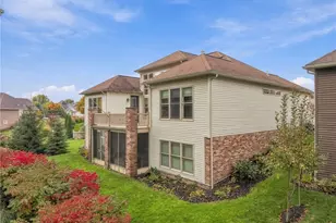 1137 Laurel Green Dr NE, North Canton, OH 44720 - Photo 45