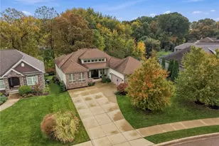 1137 Laurel Green Dr NE, North Canton, OH 44720 - Photo 5
