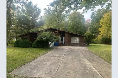 572 Buckeye Drive, Sheffield Lake, OH 44054 - Photo 1