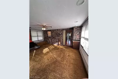 572 Buckeye Drive, Sheffield Lake, OH 44054 - Photo 21