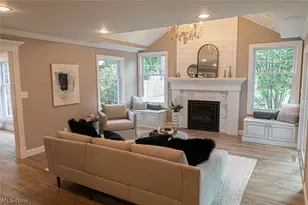 3407 Bancroft Rd, Akron, OH 44333 - Photo 9