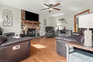 1907 Dogwood Square NE, Bolivar, OH 44612 - Photo 7