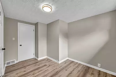 7623 Macedonia Road, Oakwood, OH 44146 - Photo 19