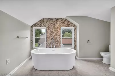 7623 Macedonia Road, Oakwood, OH 44146 - Photo 5