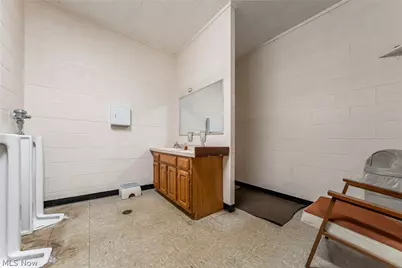 2150 Warren Road, Oakwood, OH 44107 - Photo 11