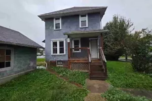 127 Mathews Ave, Ashland, OH 44805 - Photo 3