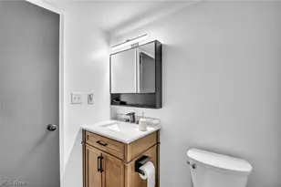 15555 Hilliard Rd, Oakwood, OH 44107 - Photo 29