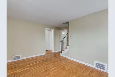 15606 Scottsdale Boulevard, Huber Heights, OH 44120 - Photo 5
