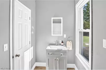 3527 Clifton Avenue, Lorain, OH 44055 - Photo 19