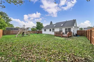318 Sandpiper Ave, Elyria, OH 44035 - Photo 25