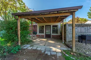 135 Forest Hill Dr, Amherst, OH 44001 - Photo 5