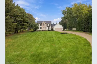 1126 Lanner Street NW, North Canton, OH 44720 - Photo 3