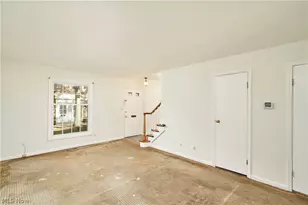 76 Menlo Park Dr, Akron, OH 44313 - Photo 3